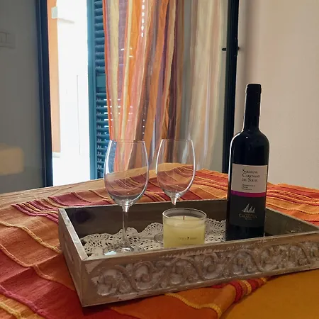 Sardinia Re - Borgo Marconi شقة *